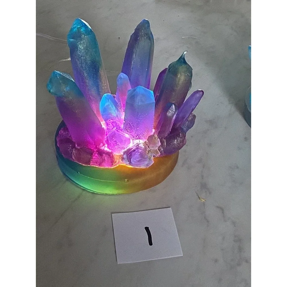 Handmade Resin Crystal LED Night Light – Glowing Crystal Cluster Lamp Home Decor